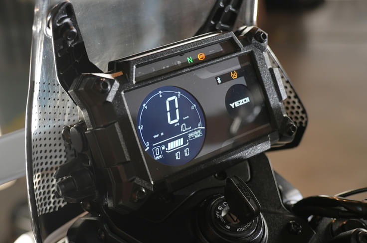 In addition to the existing ABS modes, this model now also features switchable traction control. 2025 Yezdi Adventure LCD dash